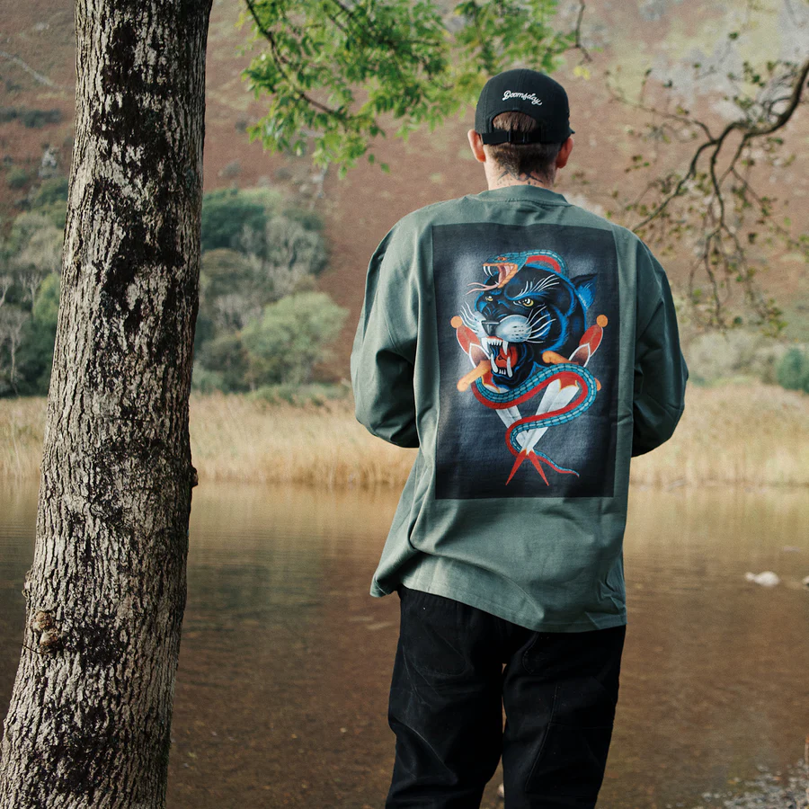 Ink-Inspired Threads for Rebels